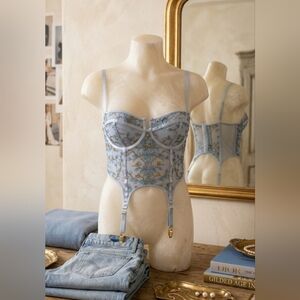 Floral Embroidered Bustier Corset